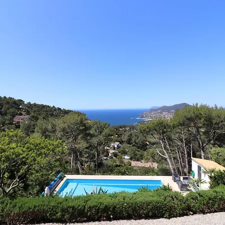 펜션 Mesomax - Vue & Piscine A Hyeres-carqueiranne 카르쿠에이란느