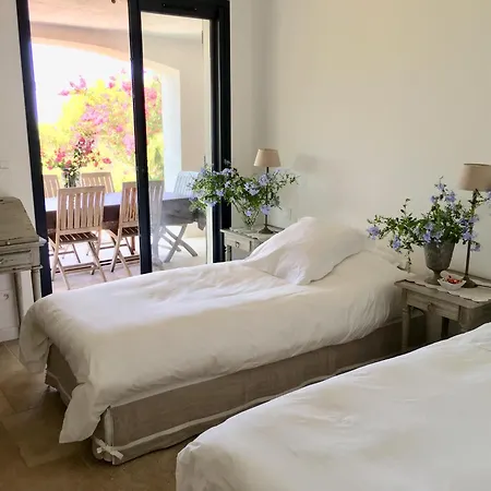 Mesomax - Vue & Piscine A Hyeres-carqueiranne 펜션 *